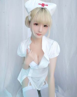 伊人在水一方免费在线观看高清_BD神马在线观看